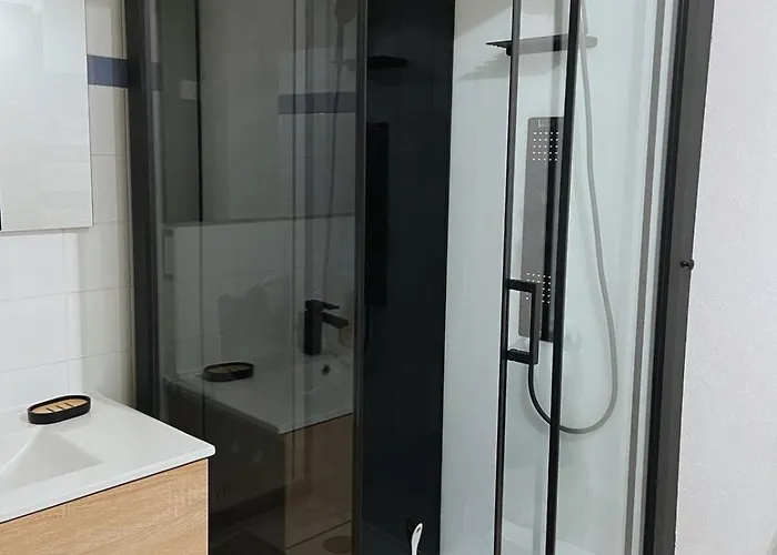 Le Petit Manoir Appartement *